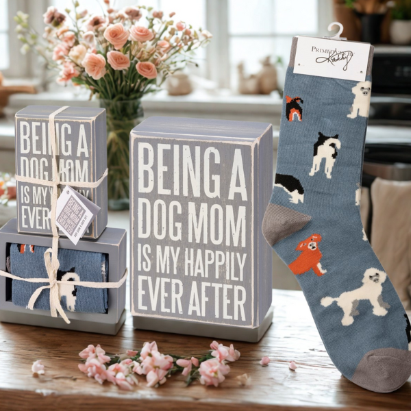 Dog Mom Box Sign & Sock Set
